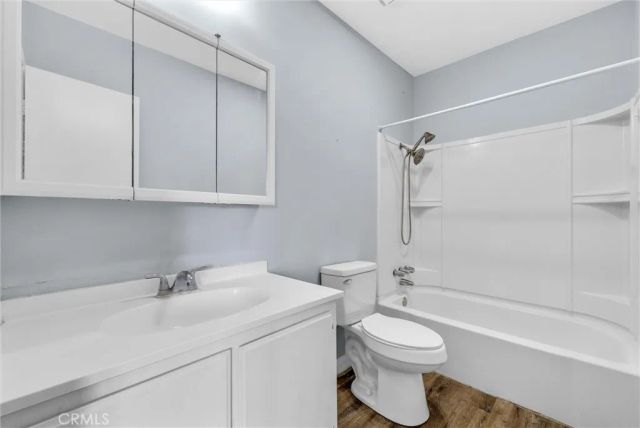 1735 E Washington Street B28, Colton, CA 92324