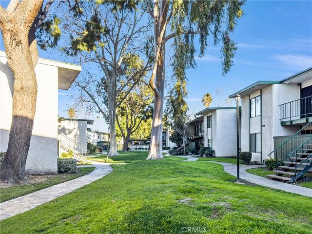 1735 E Washington Street B28, Colton, CA 92324