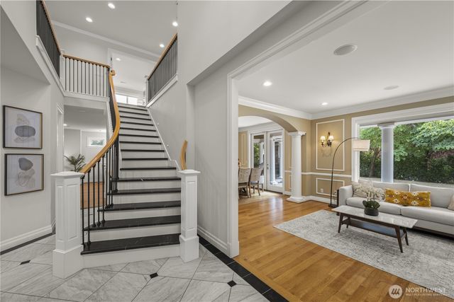 1308 100th Avenue NE, Bellevue, WA 98004