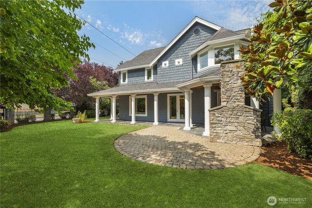 1308 100th Avenue NE, Bellevue, WA 98004