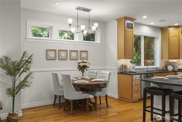 1308 100th Avenue NE, Bellevue, WA 98004