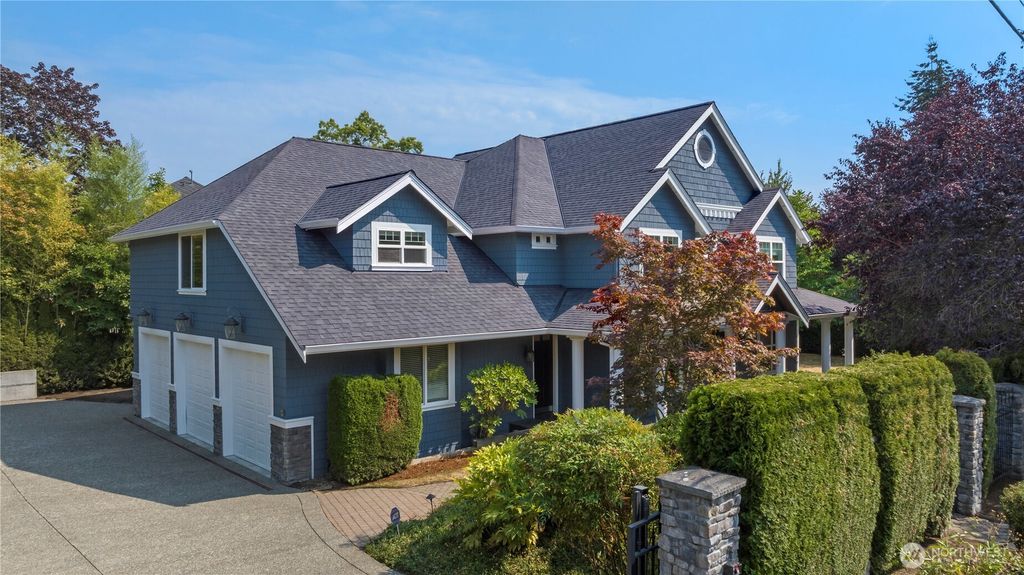 1308 100th Avenue NE, Bellevue, WA 98004