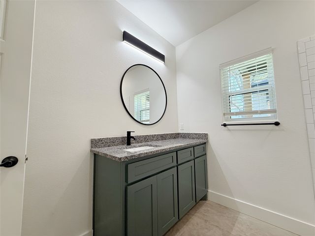 611 W Baker Street, Denison, TX 75020