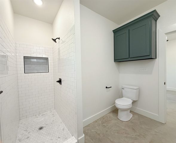 611 W Baker Street, Denison, TX 75020