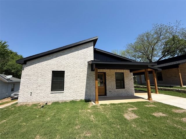 611 W Baker Street, Denison, TX 75020