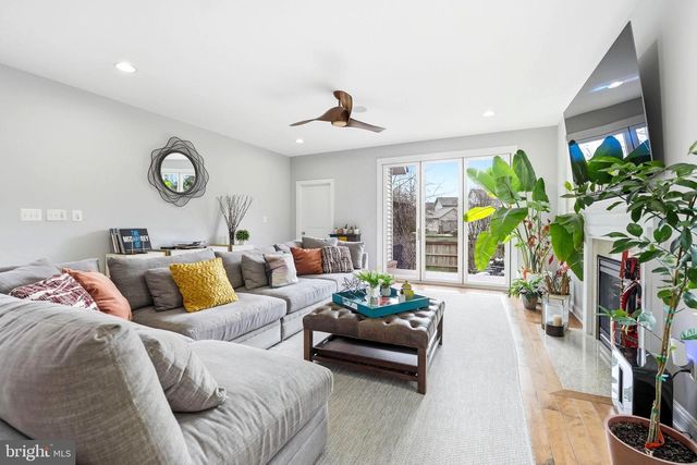 42315 SPRING DEW DR, Brambleton, VA 20148