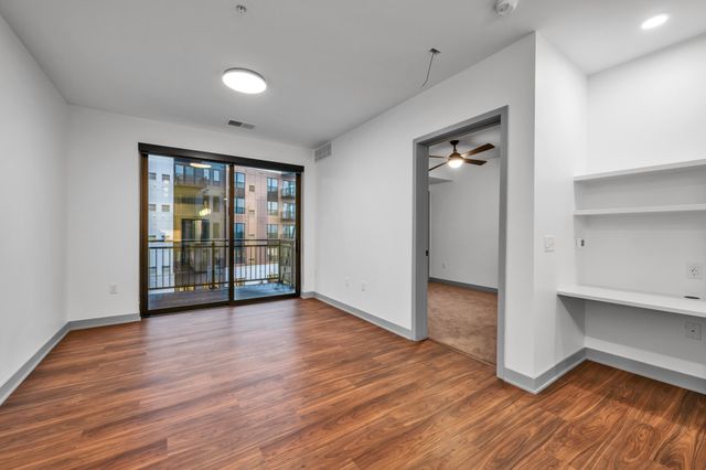 640 Wisconsin Avenue N 354, Golden Valley, MN 55427