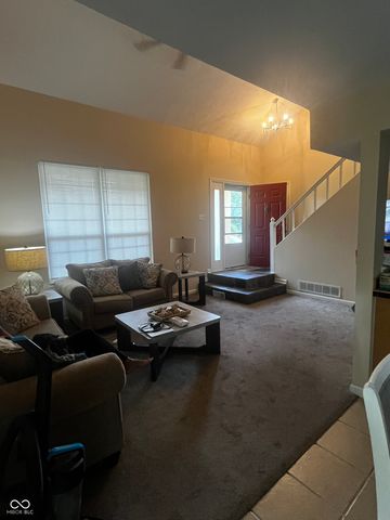 2513 Chaseway Court, Indianapolis, IN 46268