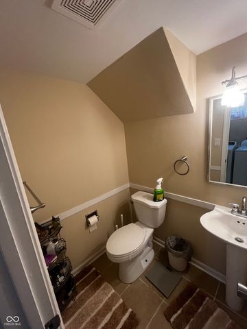 2513 Chaseway Court, Indianapolis, IN 46268