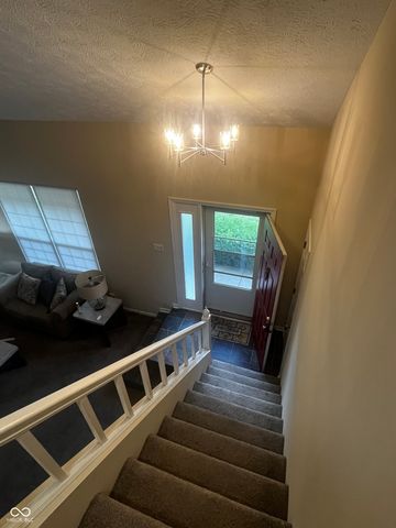 2513 Chaseway Court, Indianapolis, IN 46268