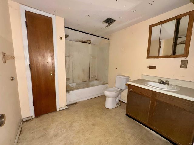 1535 Henry Street, Huntington, IN 46750