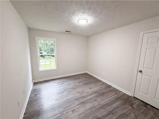 2800 Alcovy River View, Dacula, GA 30019