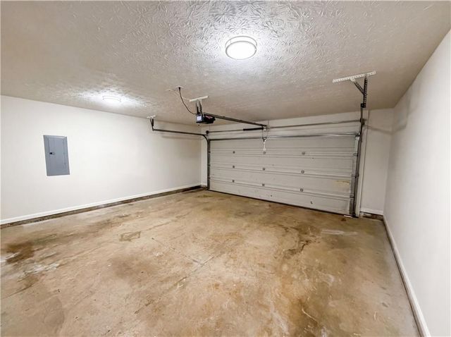 2800 Alcovy River View, Dacula, GA 30019