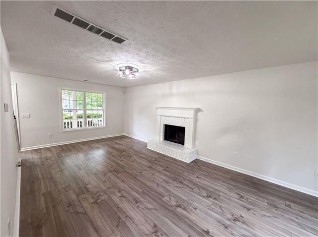 2800 Alcovy River View, Dacula, GA 30019