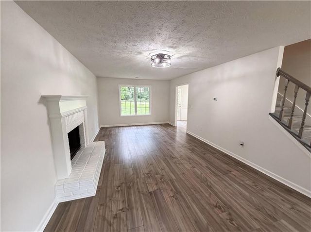 2800 Alcovy River View, Dacula, GA 30019