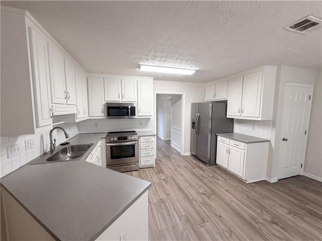 2800 Alcovy River View, Dacula, GA 30019