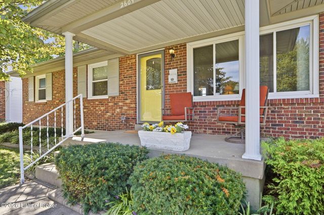 2604 Alps Rd, Louisville, KY 40216