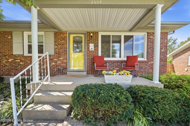 2604 Alps Rd, Louisville, KY 40216