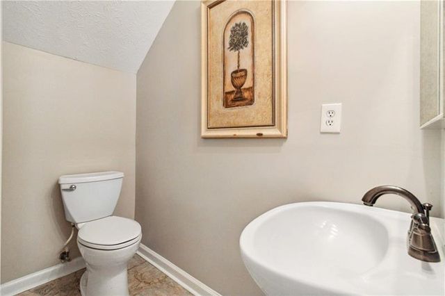 5820 Terremont Circle, Norcross, GA 30093