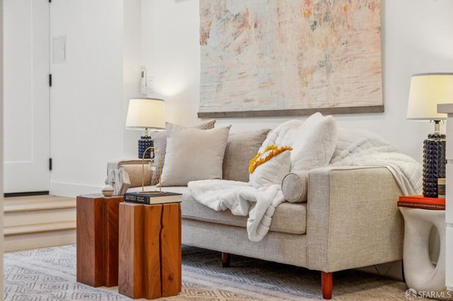 108 Albion Street A, San Francisco, CA 94110