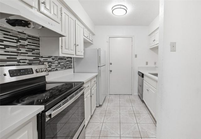 334 Valley Park Drive, Garland, TX 75043