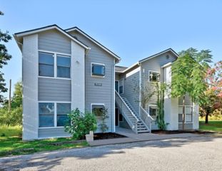 9508 Kempler DR B, Austin, TX 78748