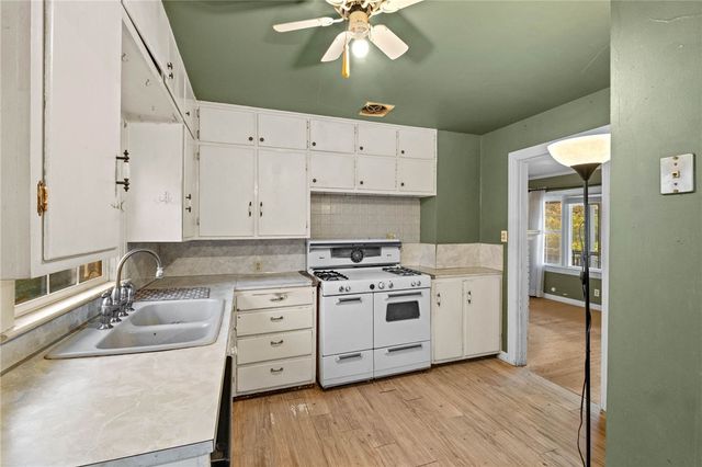 739 E Jackson Drive, Fayetteville, AR 72701