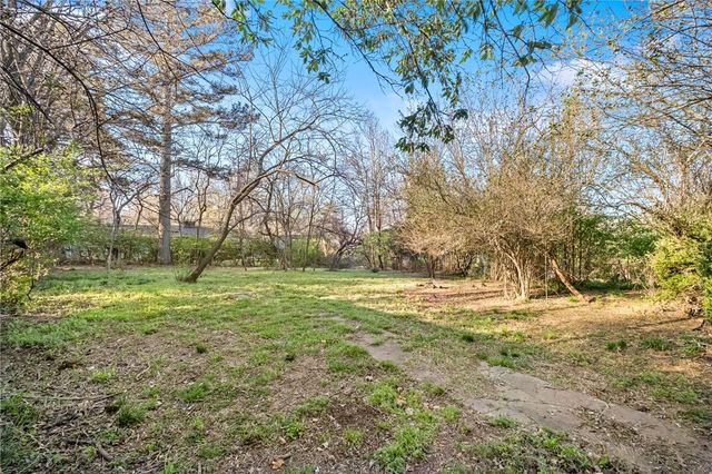 739 E Jackson Drive, Fayetteville, AR 72701