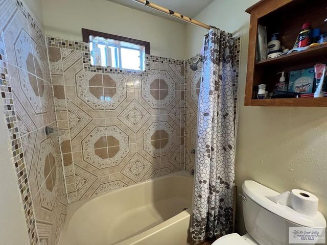 6931 Nansa Drive, Brownsville, TX 78526