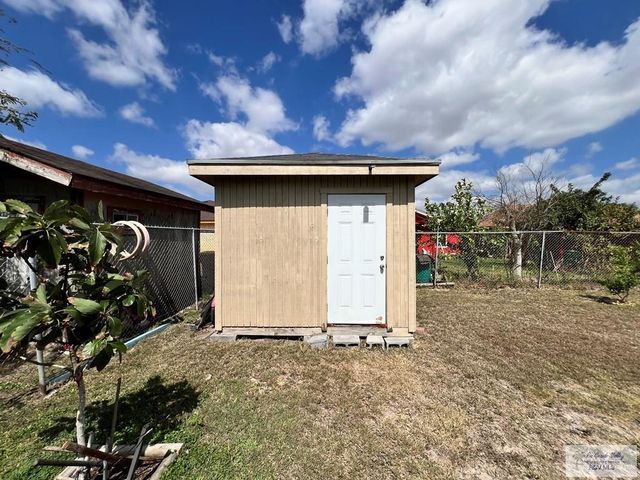 6931 Nansa Drive, Brownsville, TX 78526