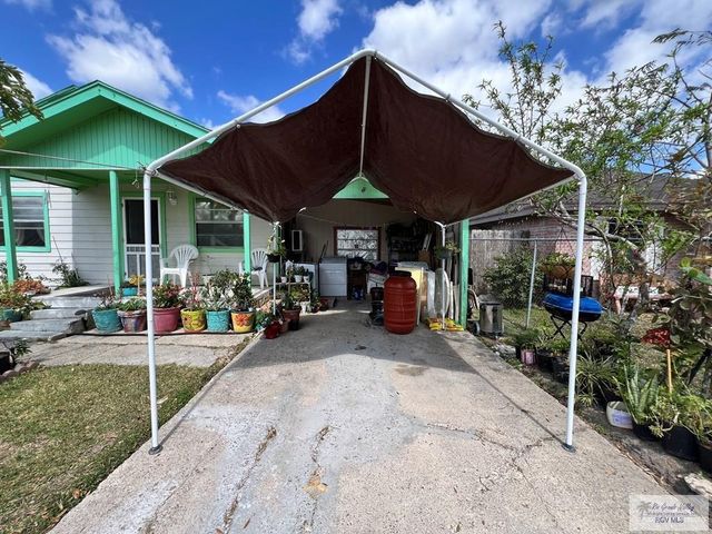 6931 Nansa Drive, Brownsville, TX 78526