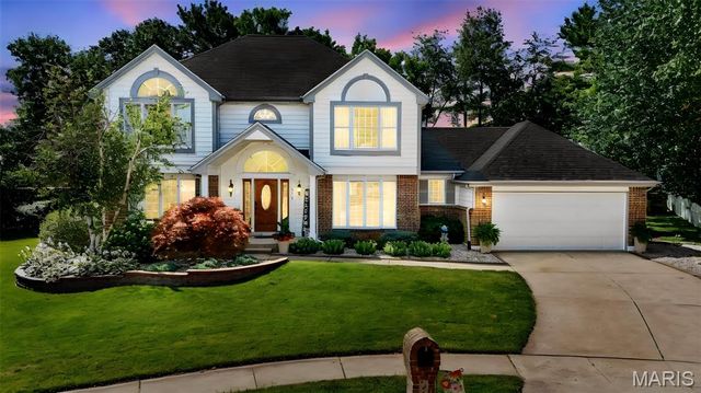 2679 Sunny Meadows Drive, St Charles, MO 63303