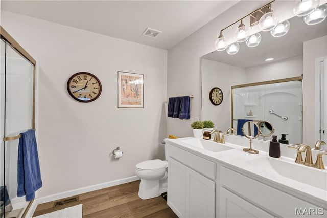 5312 Lakepath Way, Eureka, MO 63025