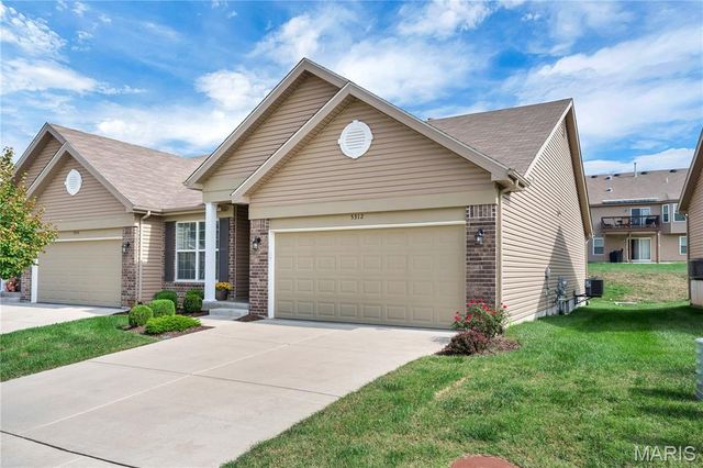 5312 Lakepath Way, Eureka, MO 63025