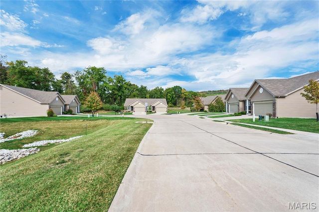 5312 Lakepath Way, Eureka, MO 63025