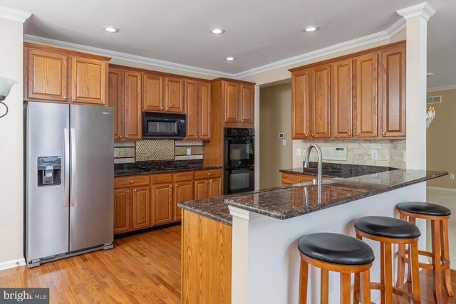 2 QUINTON CT, Swedesboro, NJ 08085