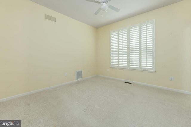 2 QUINTON CT, Swedesboro, NJ 08085
