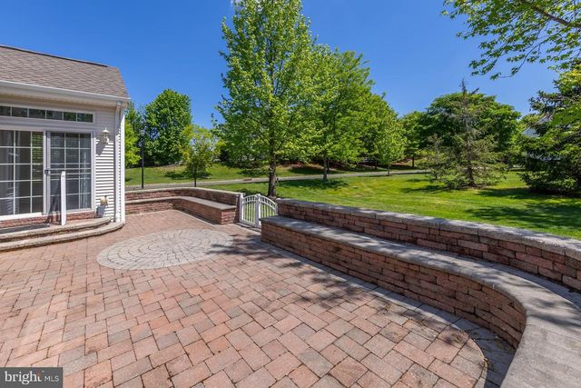 2 QUINTON CT, Swedesboro, NJ 08085
