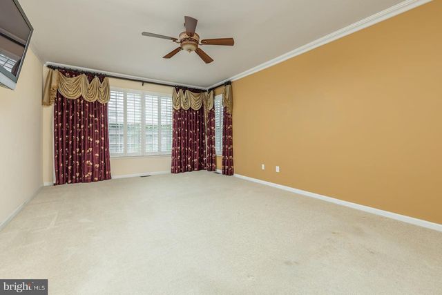 2 QUINTON CT, Swedesboro, NJ 08085