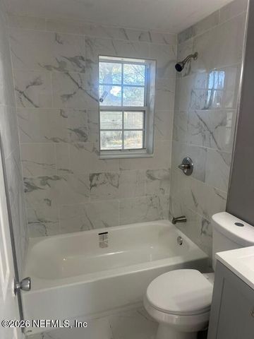 5818 TUSK Court, Jacksonville, FL 32209