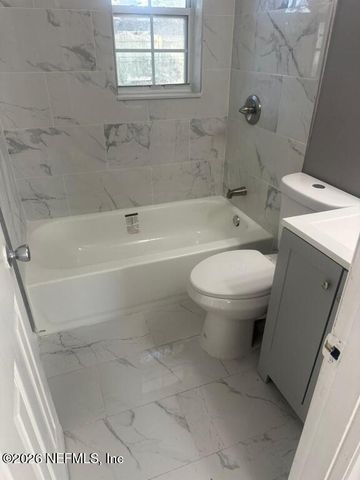 5818 TUSK Court, Jacksonville, FL 32209