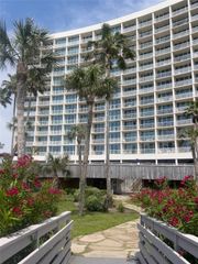 1401 E Beach Drive 215, Galveston, TX 77550