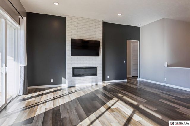 18411 Patrick Avenue, Elkhorn, NE 68022