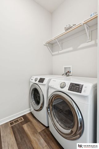 18411 Patrick Avenue, Elkhorn, NE 68022