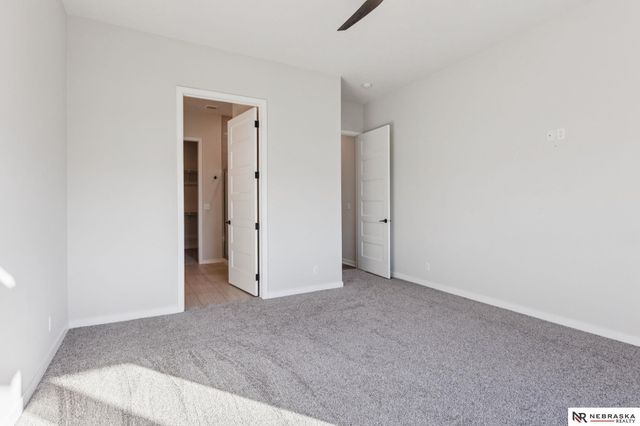 18411 Patrick Avenue, Elkhorn, NE 68022