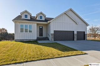 18411 Patrick Avenue, Elkhorn, NE 68022