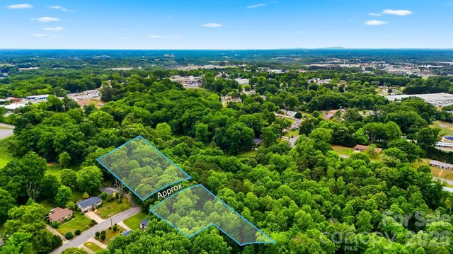 550 & 553 7th Street SE, Hickory, NC 28602