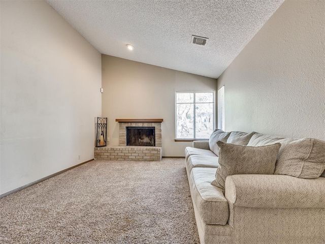9795 Hefner Village Boulevard, Oklahoma City, OK 73162