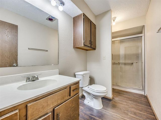 9795 Hefner Village Boulevard, Oklahoma City, OK 73162