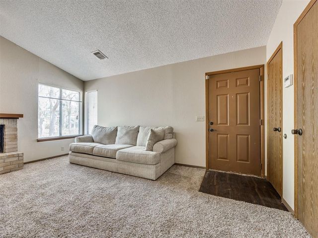 9795 Hefner Village Boulevard, Oklahoma City, OK 73162